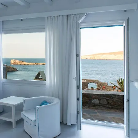 Mykonos Thea * Agios Sostis (Mykonos)